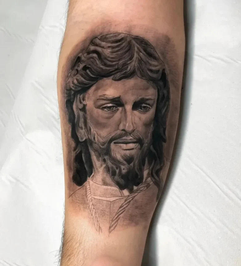 Cofrade Realismo (2) tatuajes cofrades en Sevilla