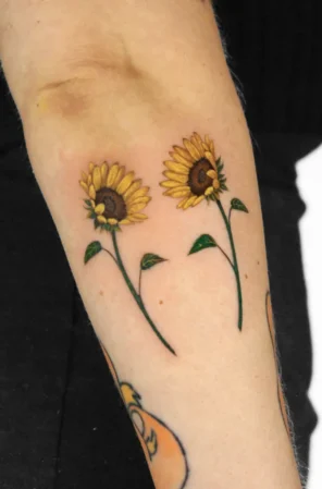 tatuaje floral en Sevilla